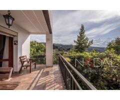 CASA EN EL TAIÓ CON FABULOSAS VISTAS