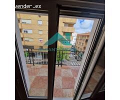 ???? SE ALQUILA PISO EN ZONA REYES HUERTAS – CÁCERES