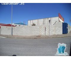 Se vende Terreno Industrial en Polígono Las Arenas