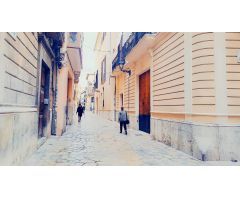 TRASPASO LOCAL COMERCIAL EN EL CASCO ANTIGUO