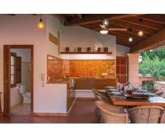 Alquiler con Opción a Compra de Chalet Residencial con Licencia Vacacional