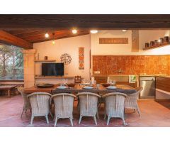 Alquiler con Opción a Compra de Chalet Residencial con Licencia Vacacional