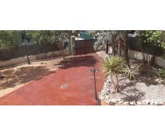 ¡Exclusivo chalet independiente en alquiler en La Alcayna!