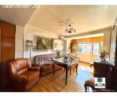 ESTUPENDO PISO EN ULTIMA PLANTA JUNTO AL PASEO DE LA CASTELLANA CON VISTAS ESPECTACULARES