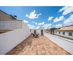 Casa de Pueblo de Obra Nueva con Estudio Independiente en Maria de la Salud, Mallorca