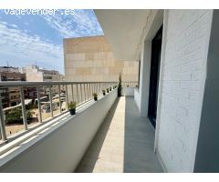 Céntrico apartamento reformado a 100m del mar