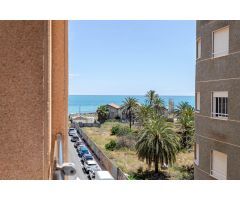 Piso Completamente Reformado De 3 Habitaciones Con Vistas Al Mar