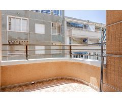 Piso Completamente Reformado De 3 Habitaciones Con Vistas Al Mar