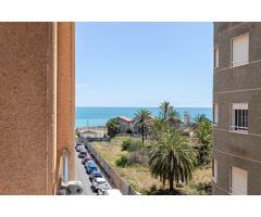 Piso Completamente Reformado De 3 Habitaciones Con Vistas Al Mar