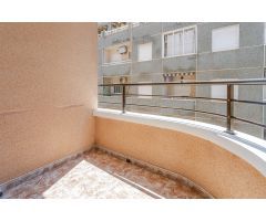 Piso Completamente Reformado De 3 Habitaciones Con Vistas Al Mar