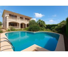 SE VENDE EXCLUSIVO CHALET EN CALA BONA