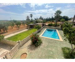 Chatel con piscina a la venta en Santa María del Camí