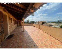 Chatel con piscina a la venta en Santa María del Camí