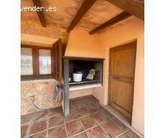 Chatel con piscina a la venta en Santa María del Camí