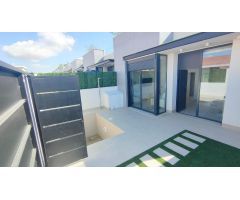 ¡Tu villa ideal en San Juan de los Terreros! el paraíso esta a 500 metros del mar…