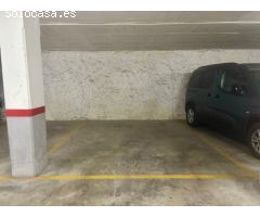 Plaza de aparcamiento en venta en el centro de Vilanova i la Geltrú, Rambla Salvador Sama