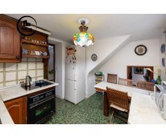 FABULOSA CASA EN EL CENTRO DE ALHENDIN