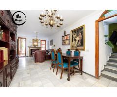 FABULOSA CASA EN EL CENTRO DE ALHENDIN