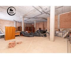 Local comercial junto centro de salud de Armilla