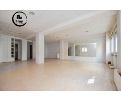 espectacular piso en el centro de granada para hacer a tu gusto