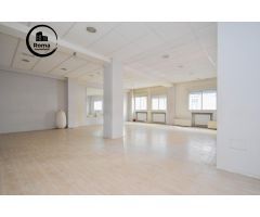 espectacular piso en el centro de granada para hacer a tu gusto