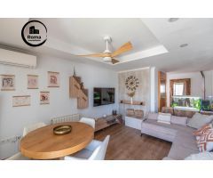 ÁTICO DÚPLEX DE ENSUEÑO CON TERRAZA Y VISTAS A SIERRA NEVADA