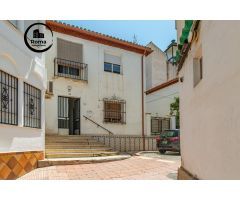 BONITA CASA EN EL BARRIO DE SAN ILDEFONSO JUNTO CERVEZAS ALHAMBRA