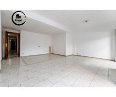 PISO EN CALLE SAN VICENTE FERRER - GRANADA.