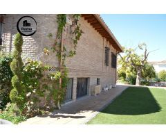 EXCLUSIVO CHALET UNA PLANTA CON 2300M2 DE PARCELA