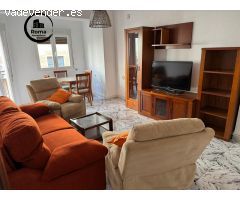 Magnifico piso en alquiler para estudiantes de 4 habitaciones y dos baños muy cerca de la facultad