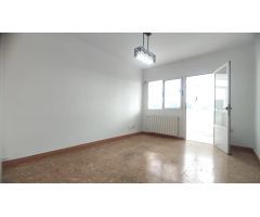 VENTA DE PISO EN TRASONA CON TRES DORMITORIOS