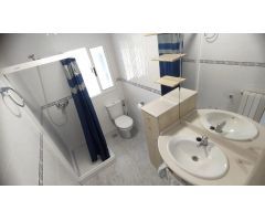 VENTA DE PISO EN TRASONA CON TRES DORMITORIOS