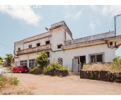 Terreno con edificación registrada para reforma integral – Proyecto con potencial en El Corvo, Moya