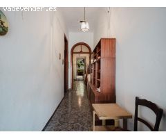 Terreno con edificación registrada para reforma integral – Proyecto con potencial en El Corvo, Moya