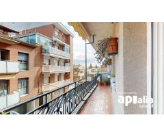 Piso en Venta en Barbera del Valles, Barcelona