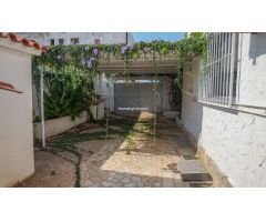 Preciosa casita independiente y totalmente reformada en Alfaz del Pi. Alquiler de larga temporada