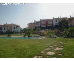 Chalet adosado en venta en Finestrat