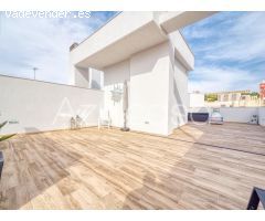 Espectacular ático en venta de 3 dormitorios y 2 baños con solárium de 82m2 en el Centro