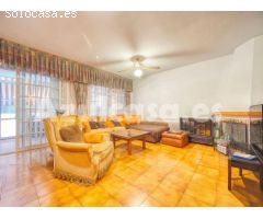 Estupendo Adosado en venta de 5 dormitorios y 4 baños en la exclusiva zona de Cabo de las Huertas