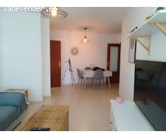 LUNINOSA VIVIENDA EN LA ROTONDA DEL ALDI.