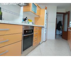 LUNINOSA VIVIENDA EN LA ROTONDA DEL ALDI.