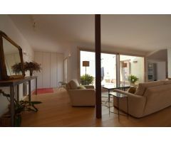 Preciosa casa independiente en alquiler. Urb Santo Domingo. Parcela 3800 metros. Ideal!