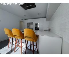 Luminoso y amplio. Zona Bernabéu. 3 dorm+2 baños. Garaje y trastero. Sin amueblar