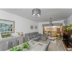 PRIMER PISO CON ASCENSOR, BALCON, TERRAZA INTERIOR Y PARKING, EN PLAZA TOROS.