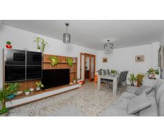 PRIMER PISO CON ASCENSOR, BALCON, TERRAZA INTERIOR Y PARKING, EN PLAZA TOROS.