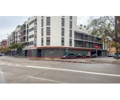 LOCAL COMERCIAL DE  817 m2 en L’Olivera, Palma