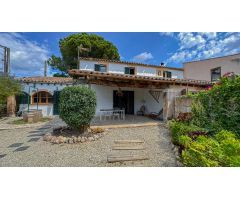 Chalet adosado histórico con encanto en S’Esgleieta