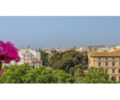 ÁTICO CON TERRAZA EN EL CENTRO DE PALMA