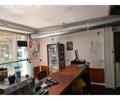 Se traspasa local comercial en santa Catalina, con licencia activa de take away y salida de humos