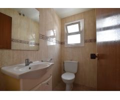 Vive la Costa en esta Encantadora Casa Adosada en Cunit, ¡A 8 Minutos del Mar!